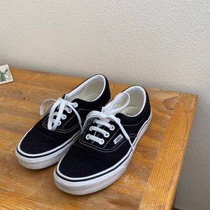 black authentic vans